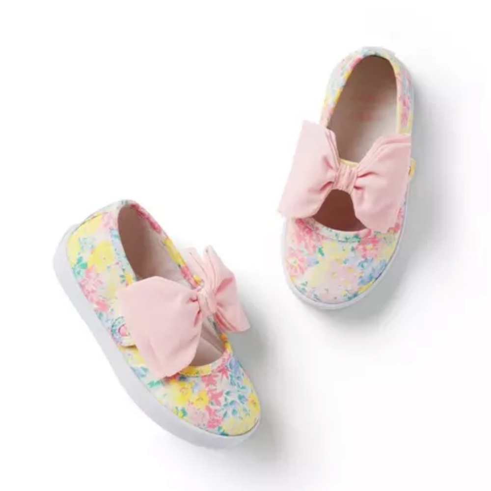 New Janie and Jack Floral Bow Sneakers - size 9 toddler